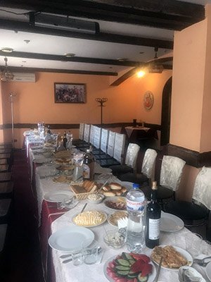 Поминальні обіди на Троєщині