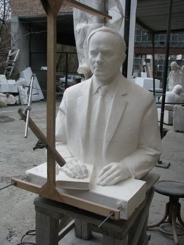 Мраморные скульптуры
