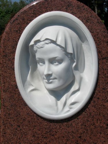 Мраморные скульптуры