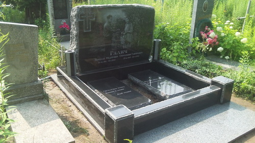 Купить памятник в Киеве недорого