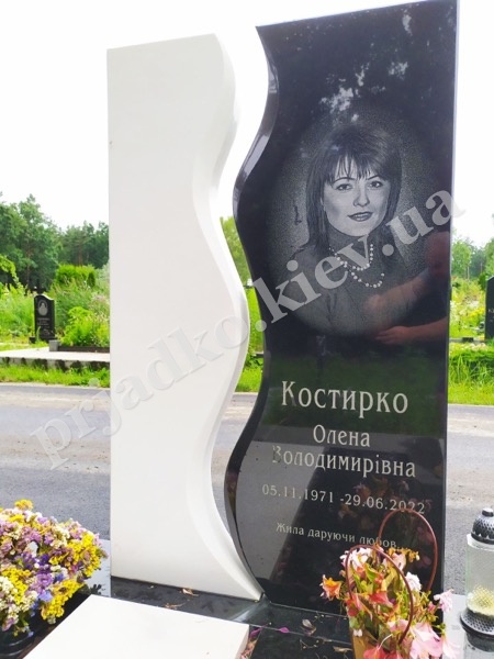 Изготовление женских памятников на заказ