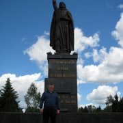 Монументальная скульптура из бронзы; фото установленной статуи. Продажа монументальной скульптуры, от ЧП Прядко в Киеве с гарантией 10 лет. Доступная стоимость скульптуры.