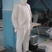 Изготовление модели ВИП скульптуры в гипсе. Производство мраморных скульптур в Киеве.