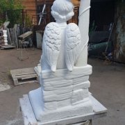 Скульптура ангела с крестом. Изготовление скульптуры ангелов в Киеве.