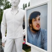 Скульптура из мрамора класса Люкс. Цена мраморной скульптуры - согласно проекта памятника.