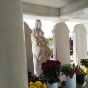 Фото мраморной скульптуры класса ВИП. Высота мраморной статуи - 2 м.