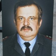 Цветной портрет военного на граните, размер 28 х 43 см. Стоимость портрета 2,5 тыс. грн. Монтаж портрета на памятник 600 грн. Изготовление цветных портретов на камне, под заказ в Киеве.