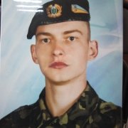 Цветной портрет солдата для памятника, размеры портрета на камне 30 х 40 см., цена портрета на камне 3 тыс. грн.