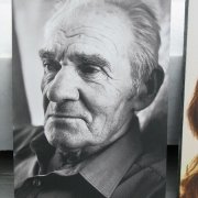 Чёрно белый портрет деда на камне, размер 40 х 60 см., цена портрета 4 тыс. грн., гарантия на портрет 20 лет.