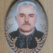 Цветной медальон на памятник, размер овала для памятника 13 х 18 см., цена овала на памятник 240 грн.