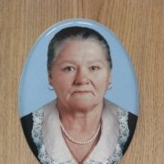Цветной овал для памятника, размер овала на керамике 13 х 18 см., цена овала на памятник 220 грн. Изготовление овала на памятник 2 недели.
