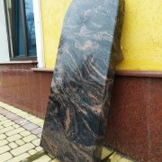Размер памятника Аврора - 150 х 70 х 8 см. Фото памятника Аврора на производстве в Киеве.