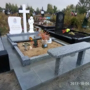 Памятник ребёнку с крестом. Фото памятника на кладбище. Размер памятника из мрамора - согласно утверждённого 3д проекта.