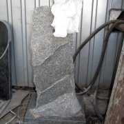 Фото детского памятника из гранита. Производство памятника из гранита в Киеве. Стоимость памятника со скульптурой- 27 тыс. грн.