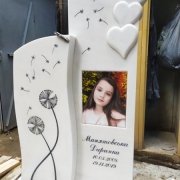 Высота детского памятника - 1,8 м. Цена - согласно проекта.