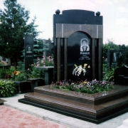Элитный памятник