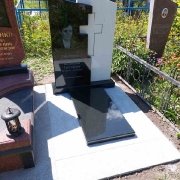 Галерея памятников; высота 1,5 м. Ритуальный проект дочери на заказ.