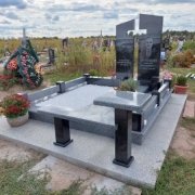 Памятник мужчине на заказ. Высота по проекту 2 м.