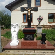 Изготовление памятника со скульптурой ангела; высота ангела 110 см. Скульптура скорбящего ангела с крестом фото. Купить скульптуру ангела со скидкой, вы можете сегодня на складе ЧП Прядко в Киеве.