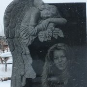 Ангел для памятника. Размер памятника с ангелом: 180 х 90 х 15 см. Заказать памятник с ангелом - можно с сайта: https://www.prjadko.kiev.ua