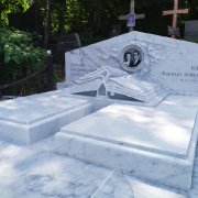 Фото памятника класса ЛЮКС. Высота элитного ВИП памятника 0,8 м.