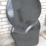 Памятник Сердце. Размер памятника с сердцем - 130 х 86 х 10 см. Цена памятника с сердцем в Киеве - 19 тыс. грн.