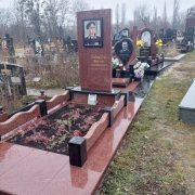 Цена памятника на одного человека - согласно проекта.