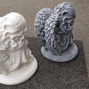 На фото обратная сторона ангела. Продажа ангелов для памятника - Магазин скульптуры в Киеве.