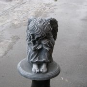 Ангел из бетона на памятник фото. Продажа скульптуры ангелов из бетона для памятника; доступная цена скульптуры 9 тыс. грн.