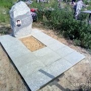 Фотография памятника аальпинисту. Заказать памятник по индивидуальному проекту, можно с сайта: https://www.prjadko.kiev.ua