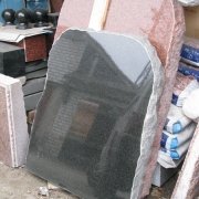 Фото памятника из гранита обапол. Продажа обаполов из гранита по доступной цене в Киеве.