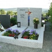 Памятник из белого гранита на двоих. Фото памятника из белого гранита на двоих. Цена памятника в Киеве - согласно проекту.