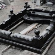 Заказать мраморный цоколь - можно в Магазине Ритуальной скульптуры в Киеве.