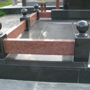 Цоколь из гранита
