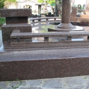 Цоколь из гранита