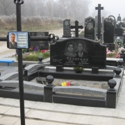 Цоколь из гранита