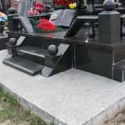 Цоколь из гранита