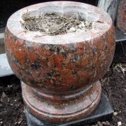 Вазы из гранита, ритуальные шары