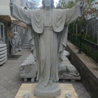 Высота скульптуры юноши - 2 м. Заказать скульптуру юноши - можно в офисе ЧП Прядко.