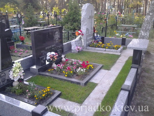 Стиль та дизайн пам'ятника