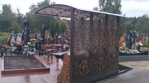 Меморіальний комплекс класу VIP з граніту гідній людині