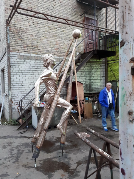 Авторська скульптура з бронзи