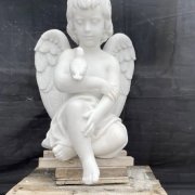 Скульптура янголів.8