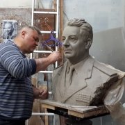 Бюст для пам'ятника.10