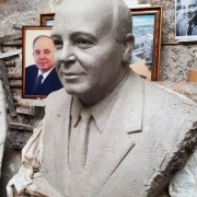 Бюст для пам'ятника.18