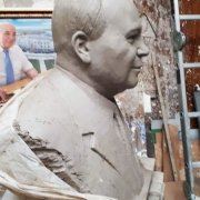 Бюст для пам'ятника.19