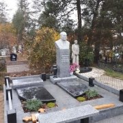 Бюст для пам'ятника.25