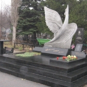 Скульптура з граніту.58