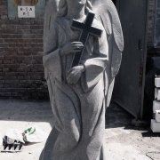 Скульптура з граніту.54