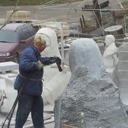Скульптура з граніту.24